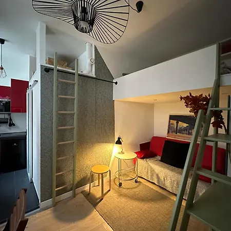 Centre Dynamique Et Populaire Appartement Parijs