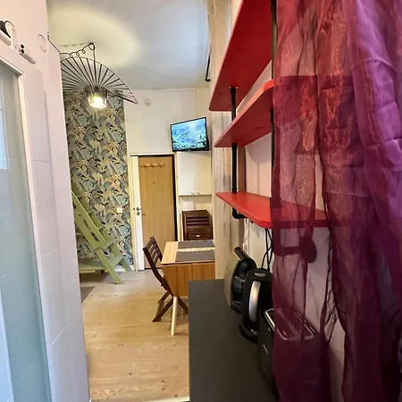 Centre Dynamique Et Populaire Appartamento Parigi