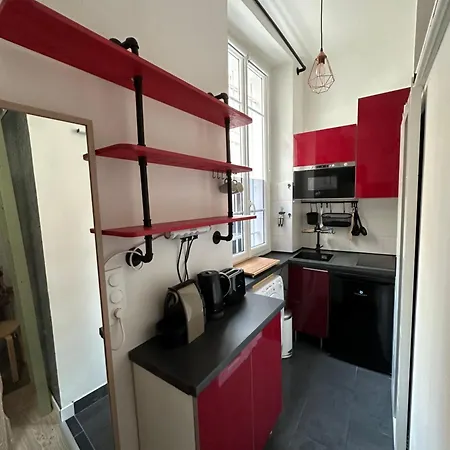 Appartement Centre Dynamique Et Populaire Parijs